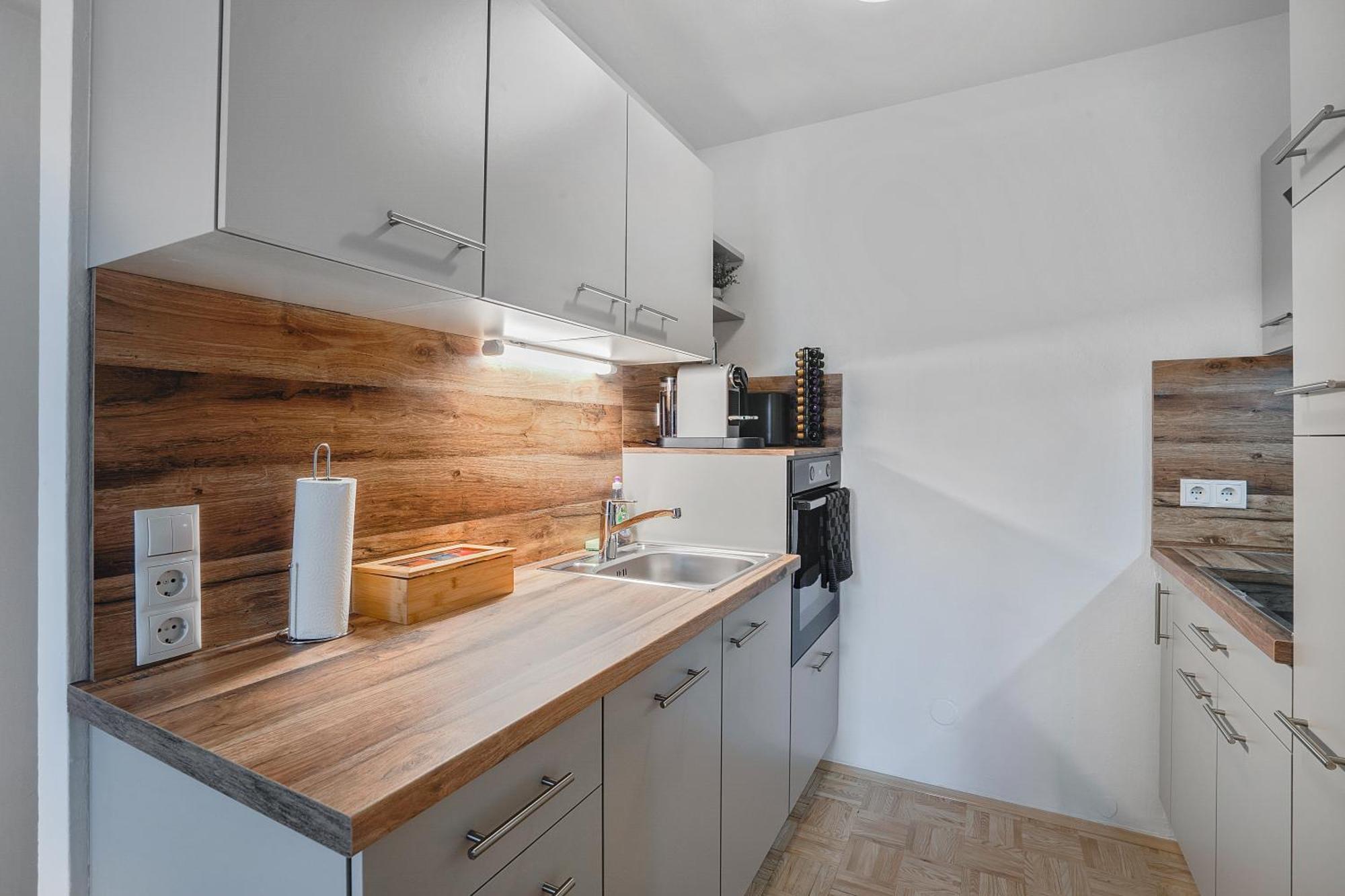 Apartment Serenity By Hero Homes - Ruhige Und Zentrale Lage Im Historischen Zentrum Mit Lift & Self-check-in