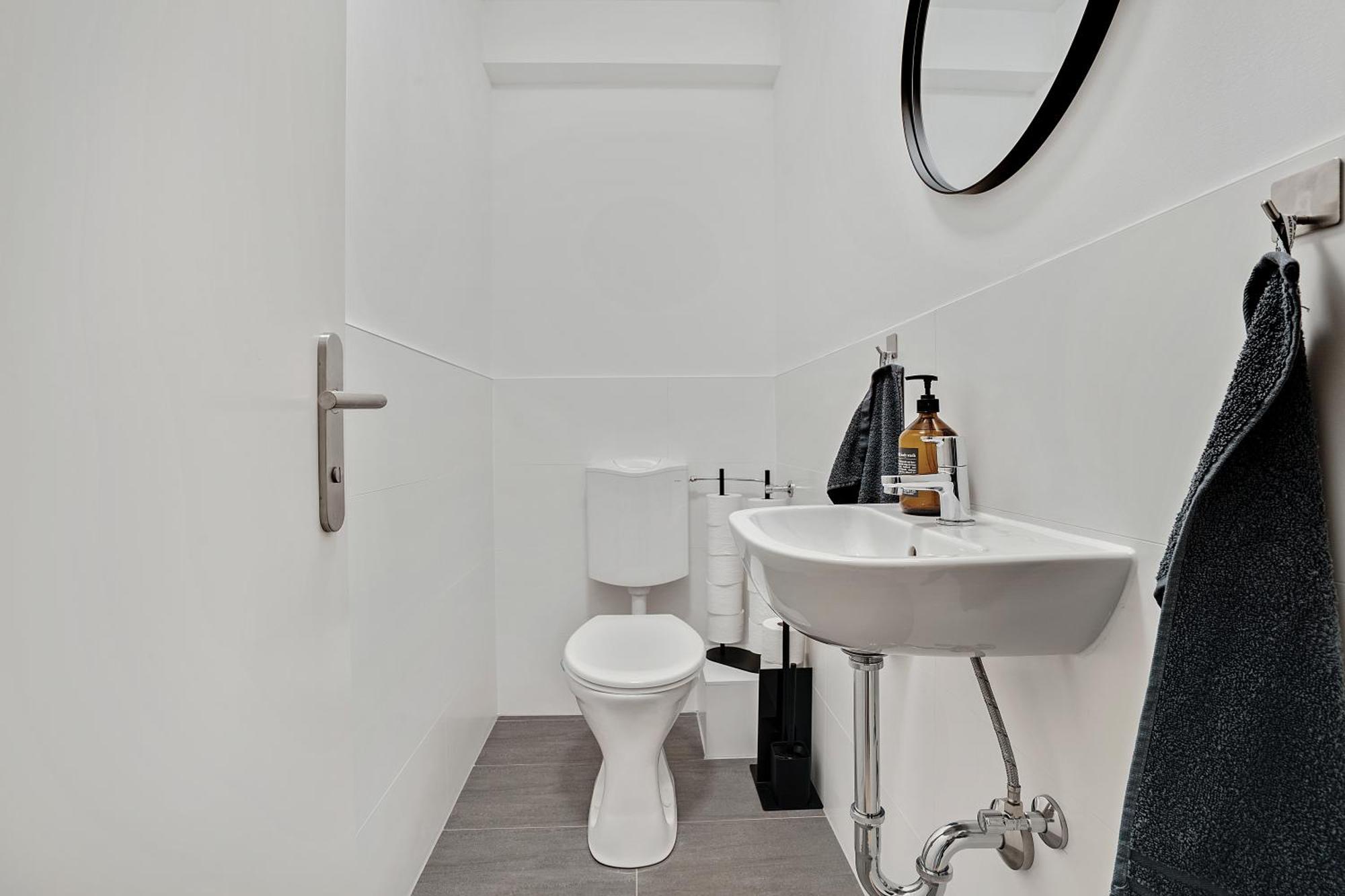 Serenity By Hero Homes - Ruhige Und Zentrale Lage Im Historischen Zentrum Mit Lift & Self-check-in * Graz
