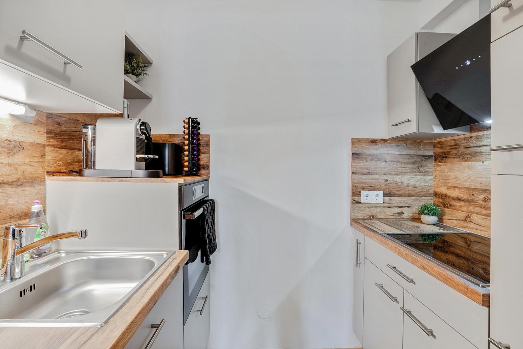 Serenity By Hero Homes - Ruhige Und Zentrale Lage Im Historischen Zentrum Mit Lift & Self-check-in *