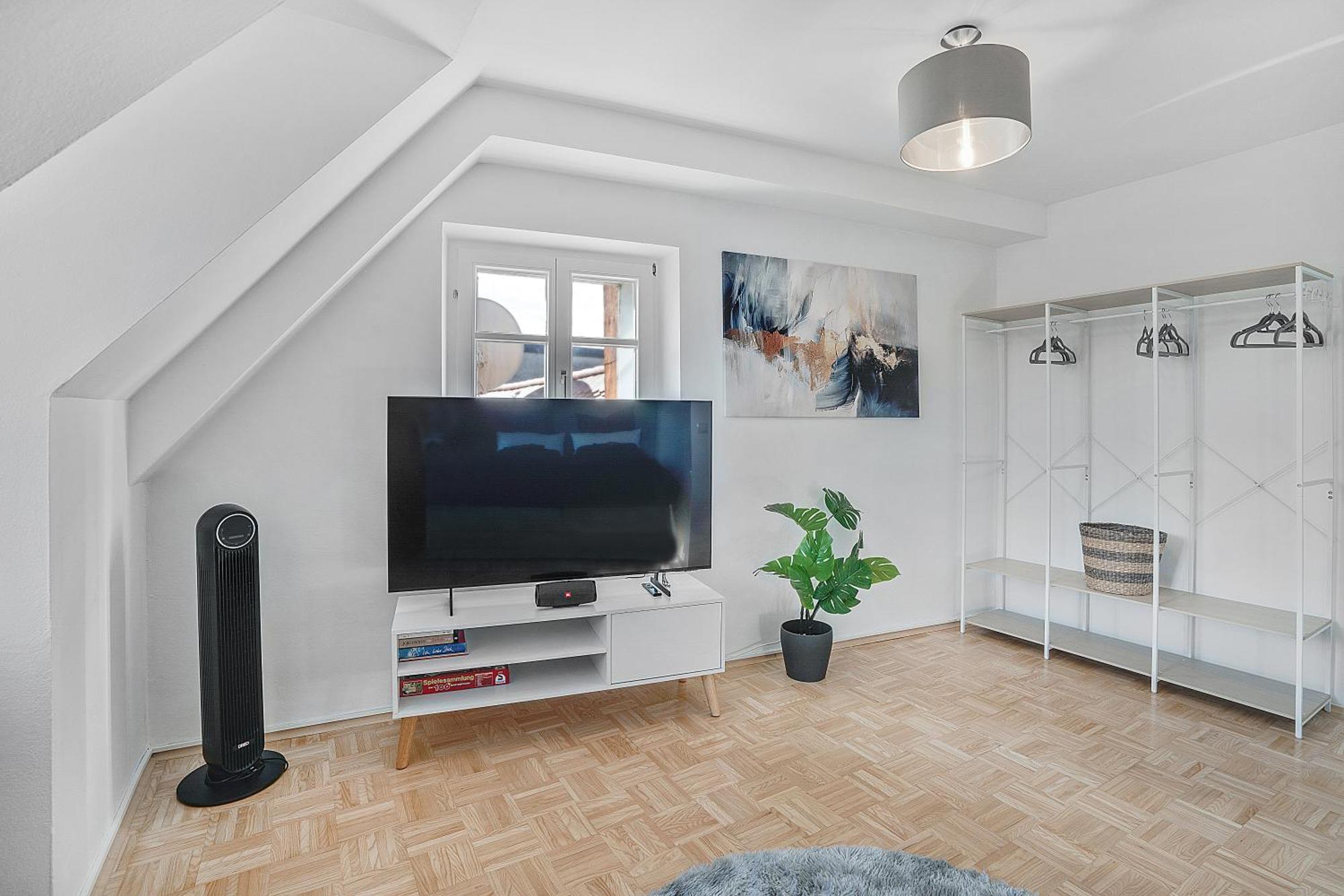 Serenity By Hero Homes - Ruhige Und Zentrale Lage Im Historischen Zentrum Mit Lift & Self-check-in Apartment