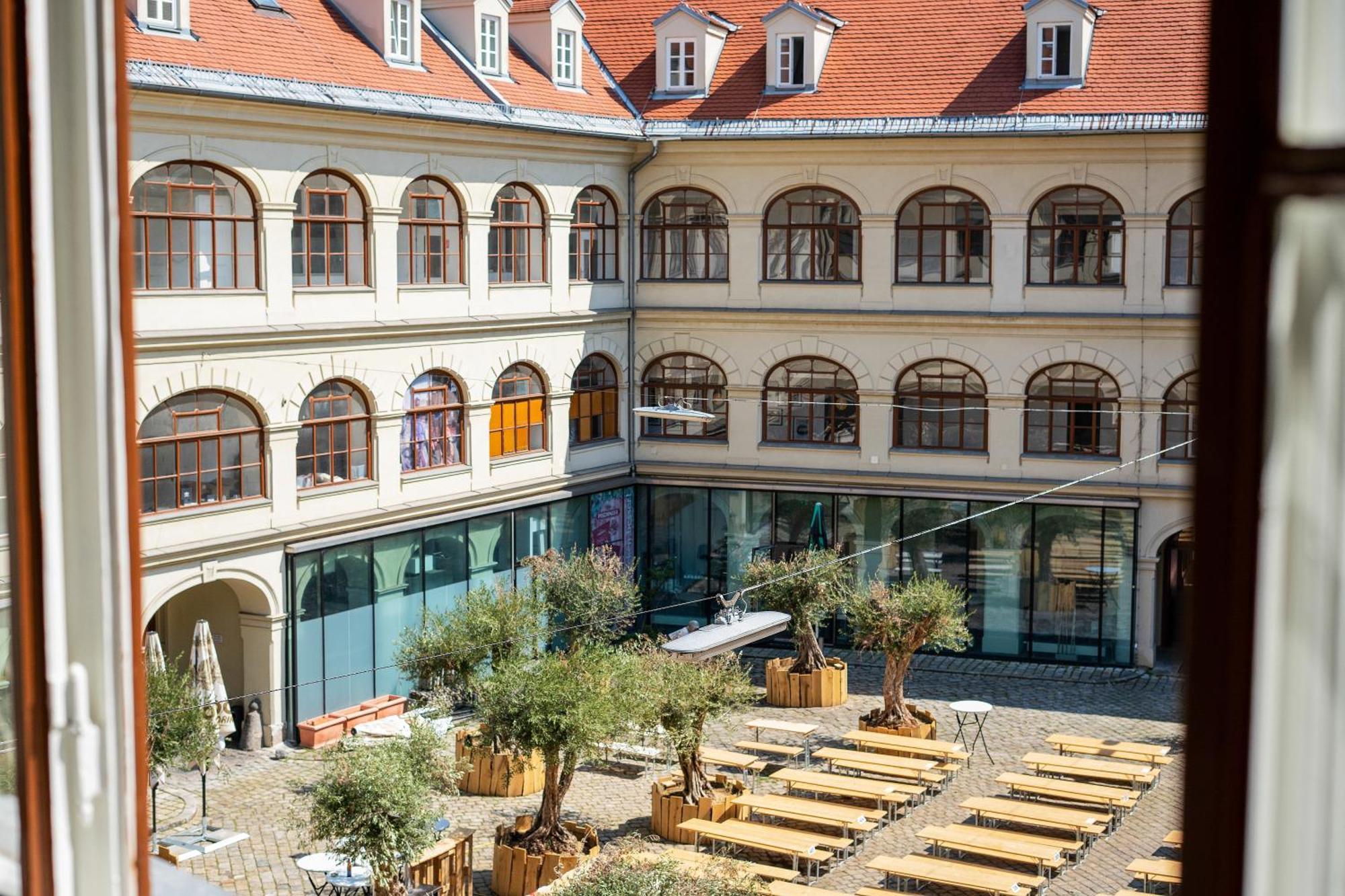 Serenity By Hero Homes - Ruhige Und Zentrale Lage Im Historischen Zentrum Mit Lift & Self-check-in Apartment